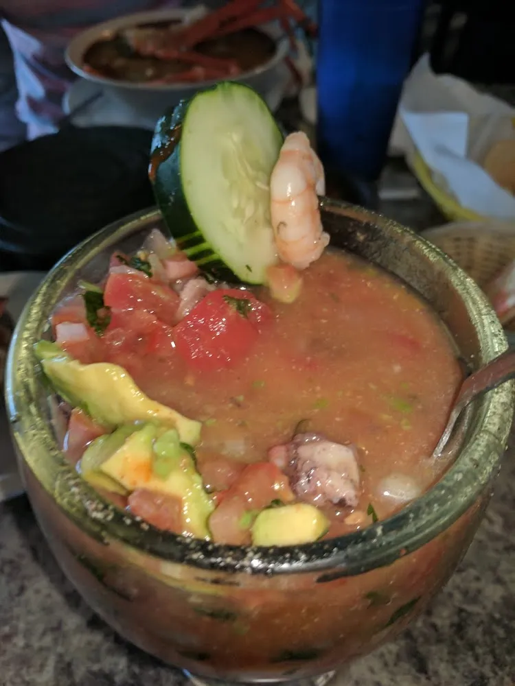 Cocktail De Camarones